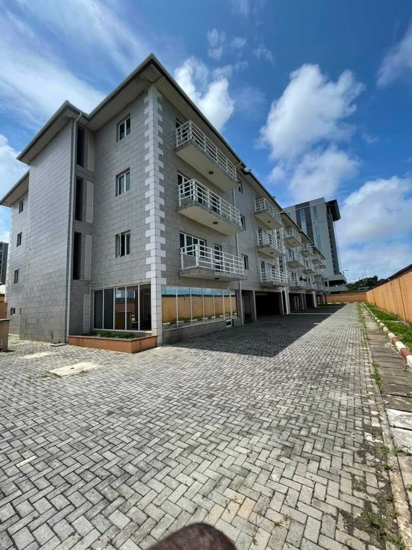 Executive 3-Bedroom Serviced Residence with Eko Atlantic Views